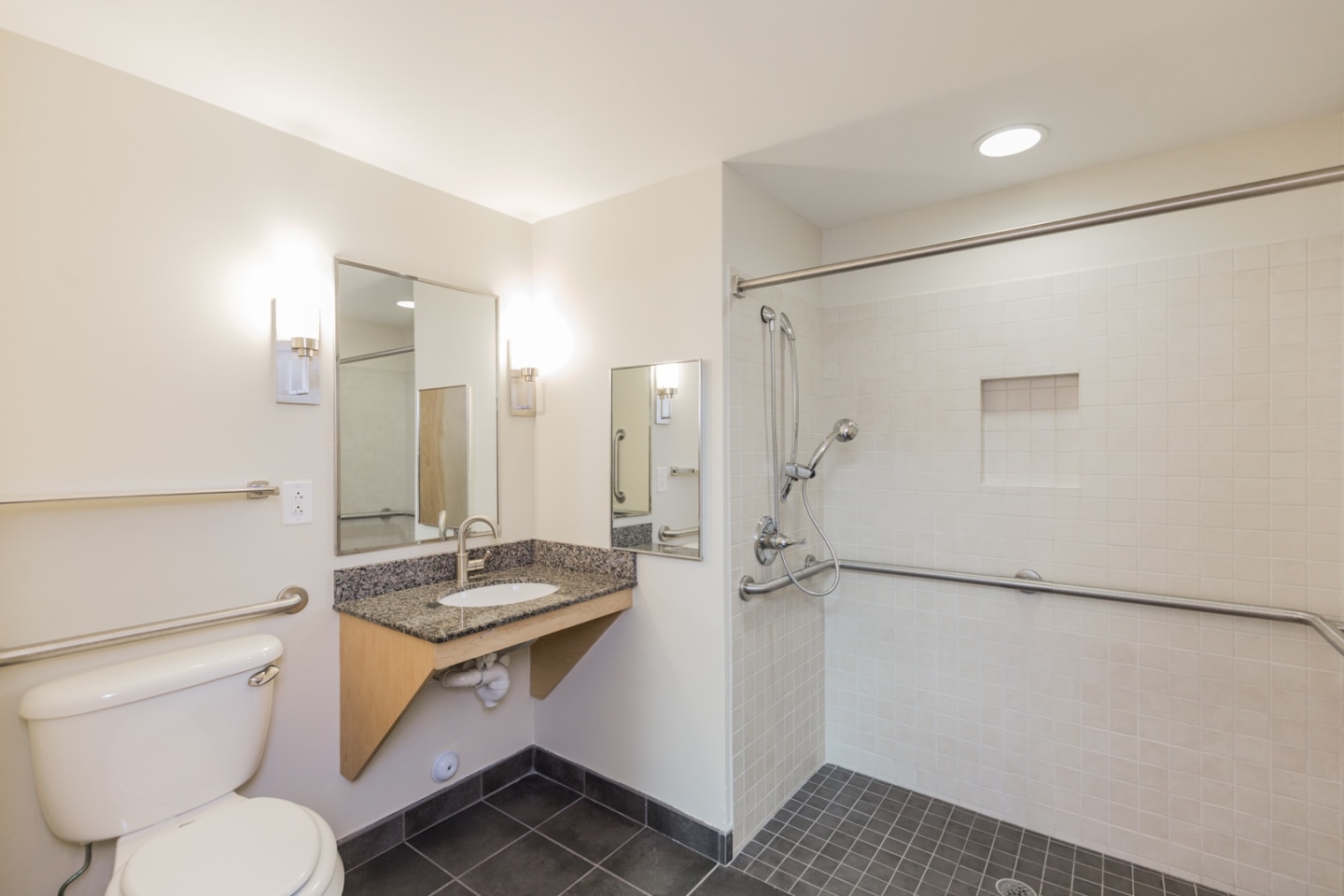 Mactavish Flats Image 12