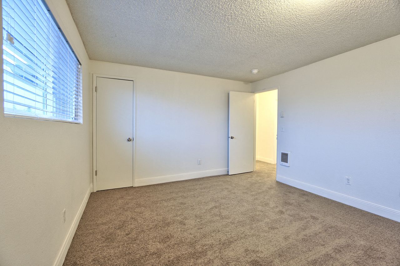 Block 88 Image 14