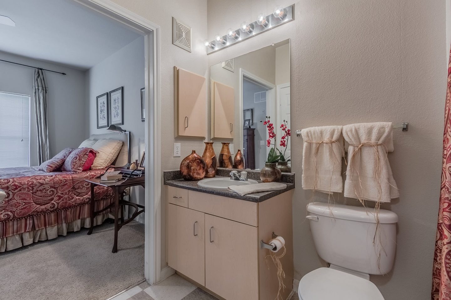 Grand Estates at Kessler Park Image 3