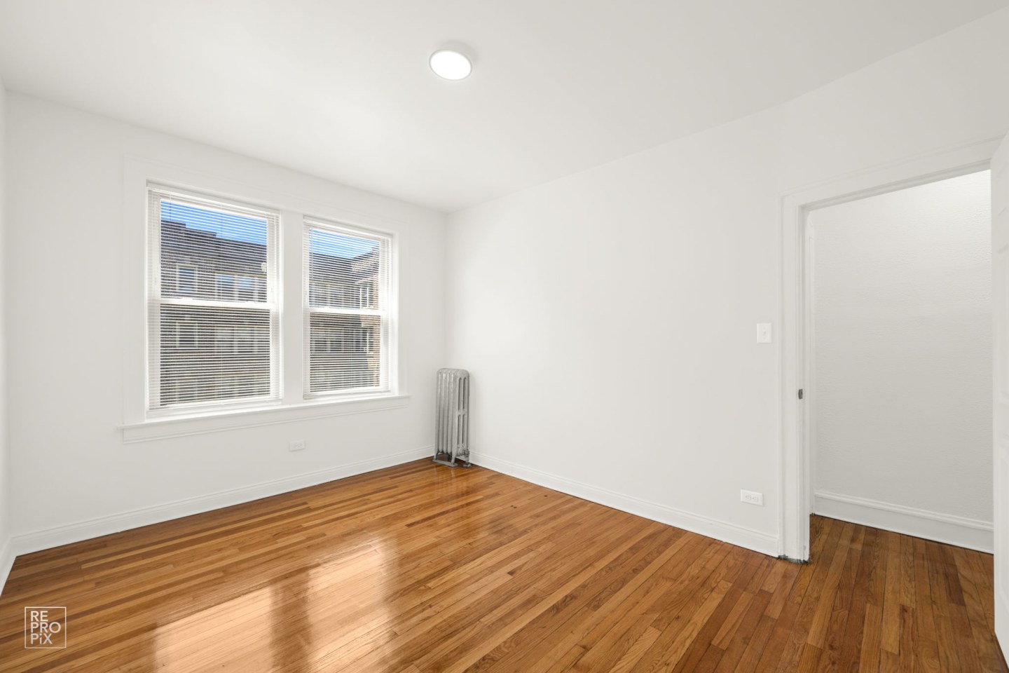 7930 S Ingleside East Chatham Apartments Image 13