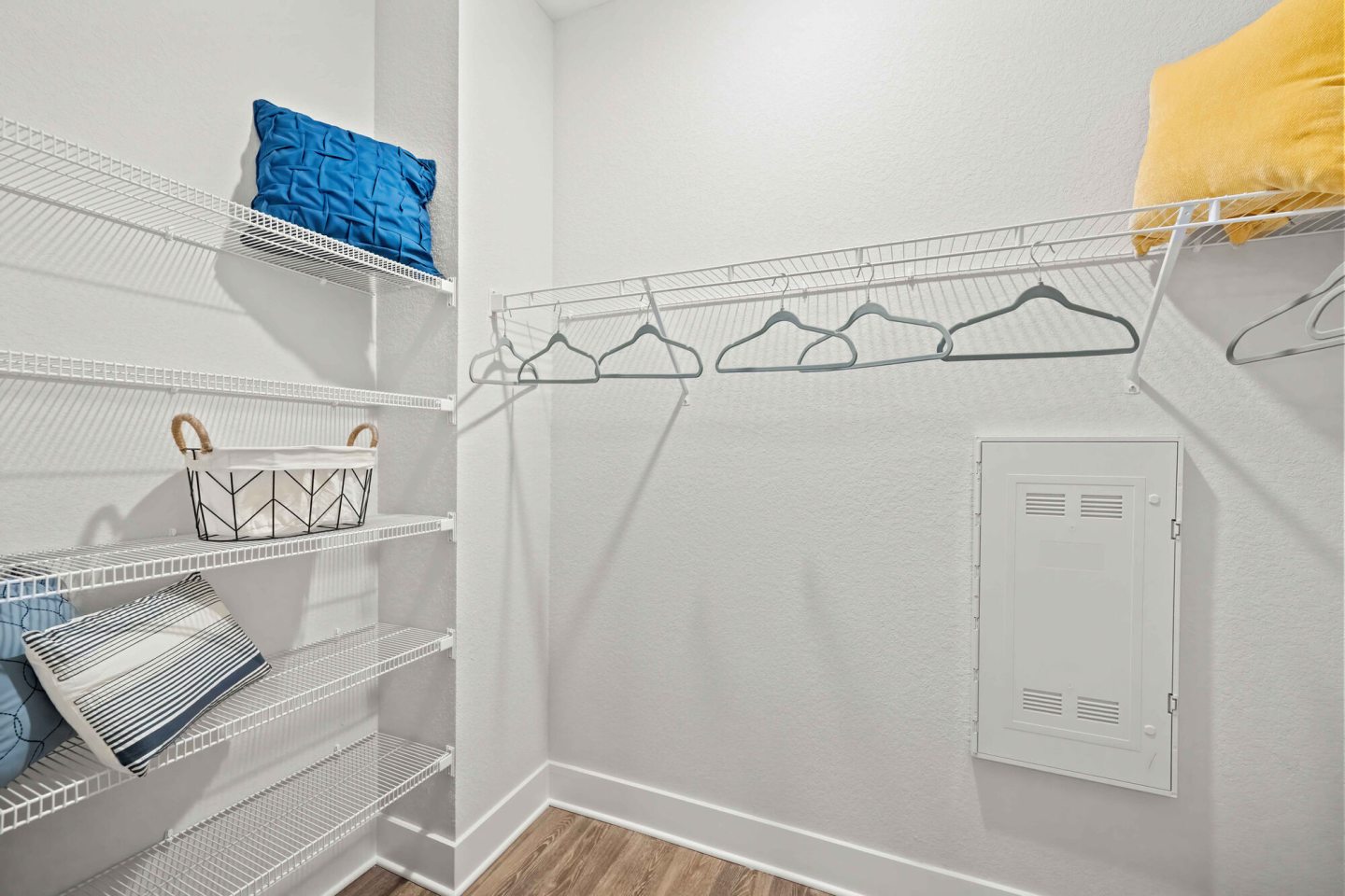 Mallory Square Apartments Image 12