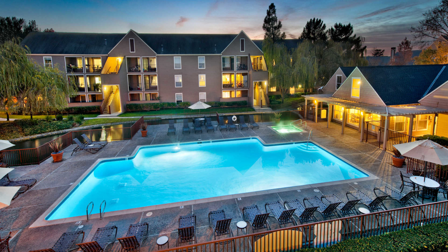 Riva Terra Apartments at Redwood Shores Image 10