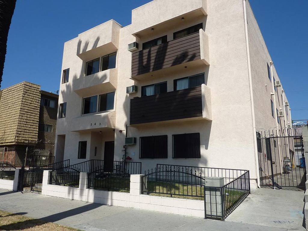 243 S Rampart Blvd Image 1