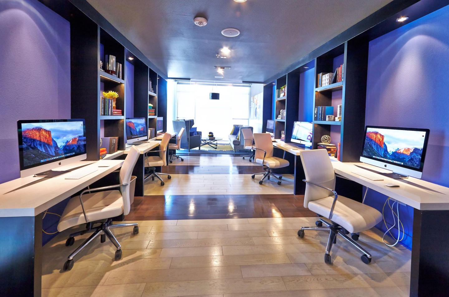 Standard at CityLine I & II Image 11