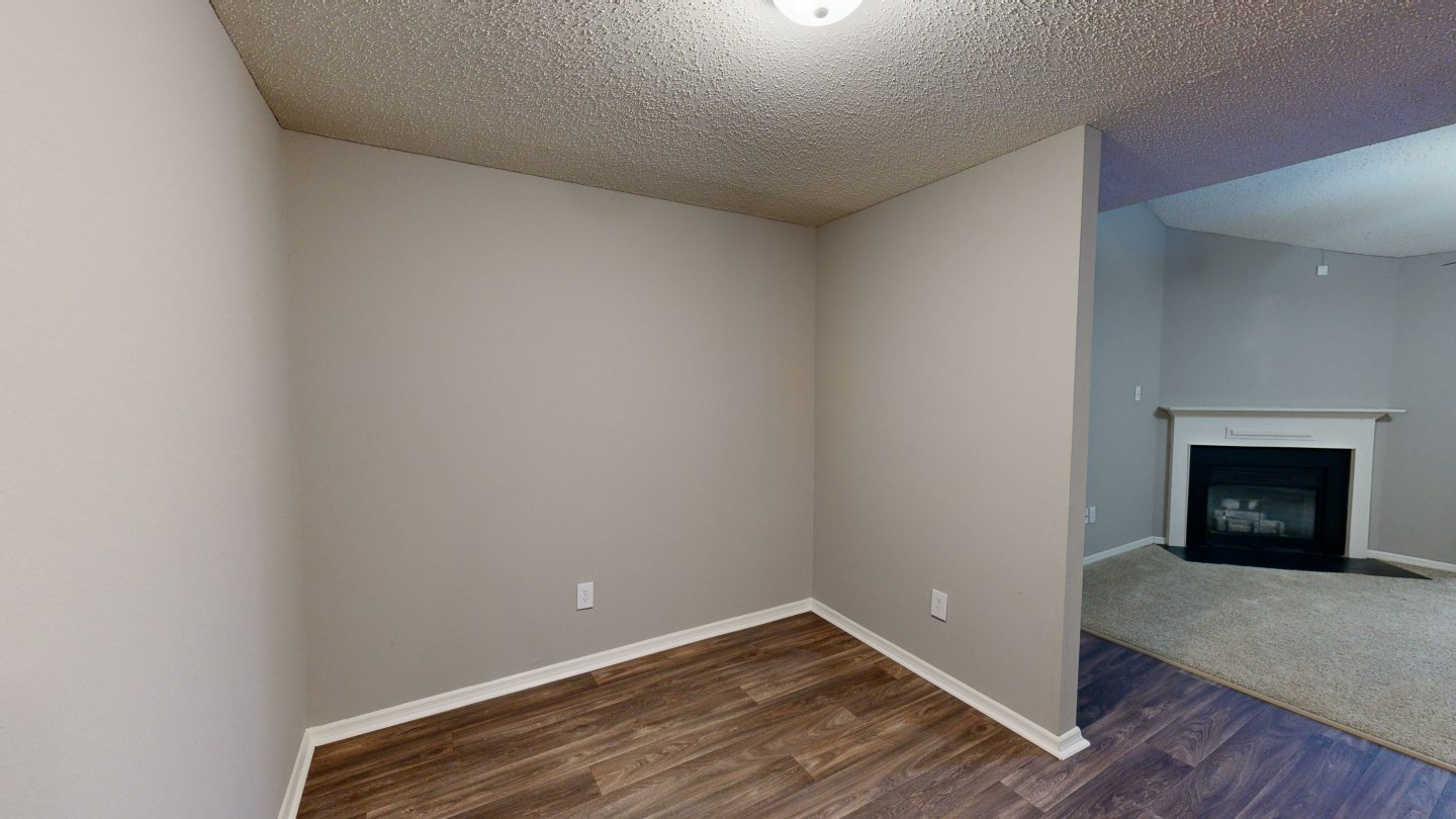 Paddock Club Apartments Image 23