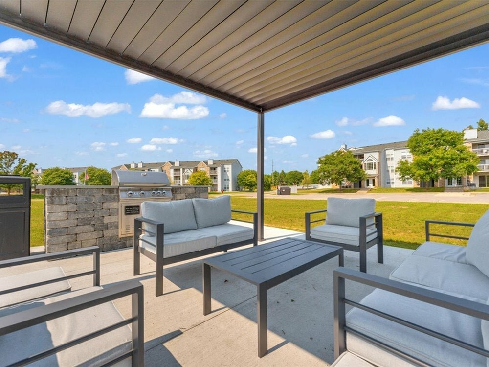Central Park Apartments Image 18