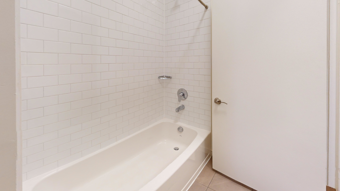 676 Geary St Image 14