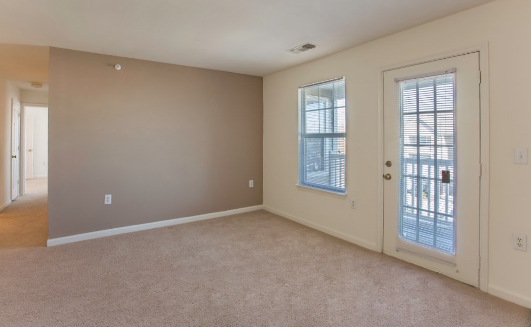 Somerset Pointe Image 24