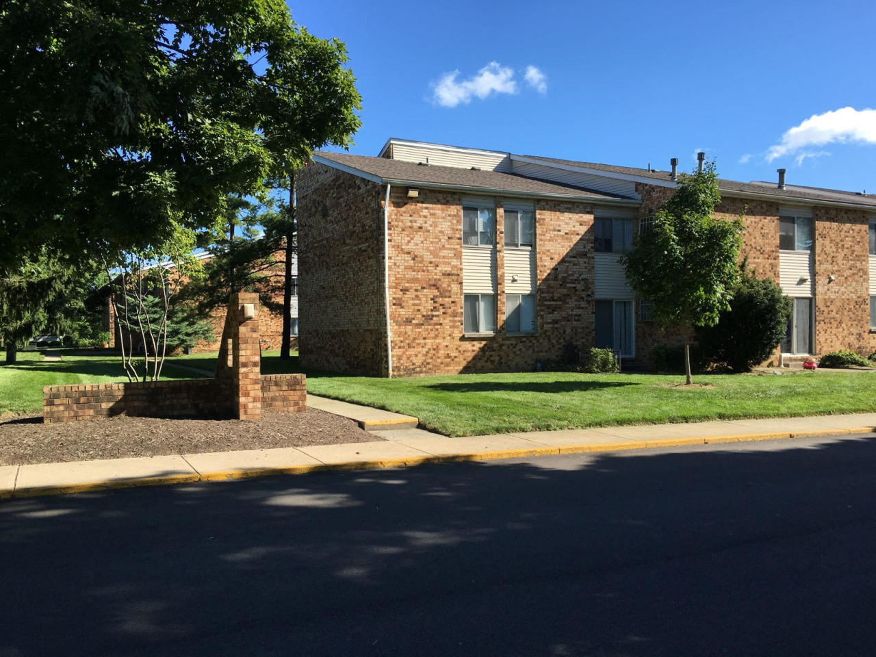 Franklin Manor Apartments Image 7