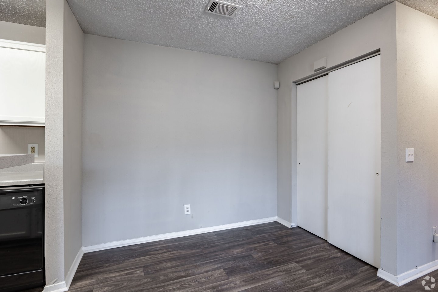 Forest Meadows Apartment Homes Image 16
