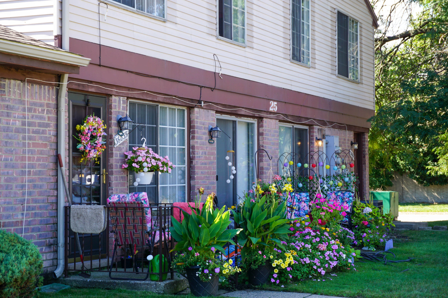 Farmbrooke Manor Apartments Image 3