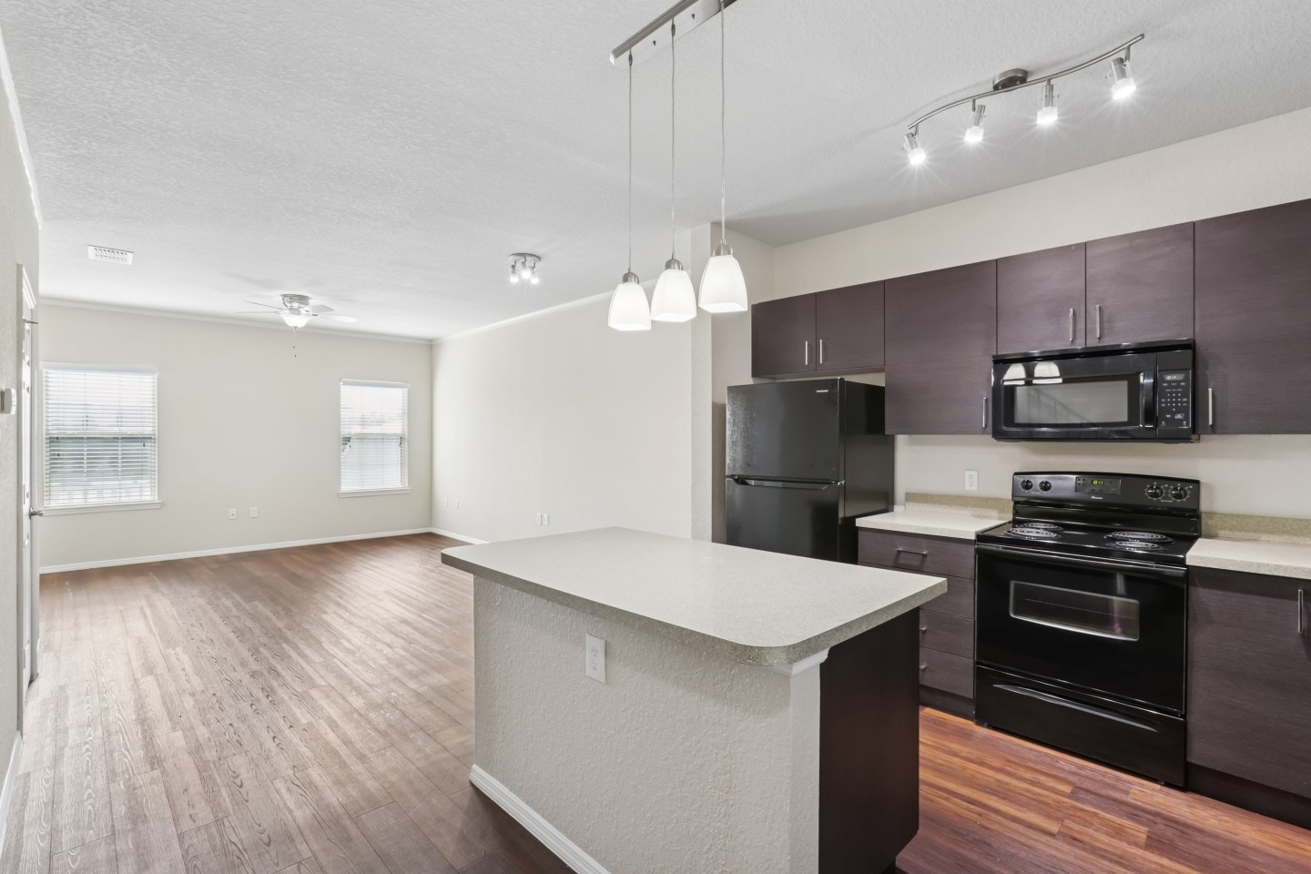 Century Lakehouse Image 34