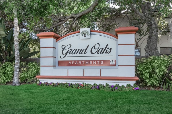 Grand Oaks Image 19