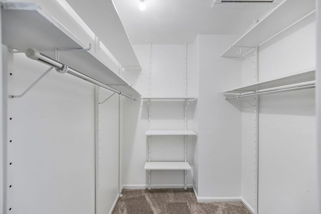 Villa Medici Apartments and Townhomes  Image 21