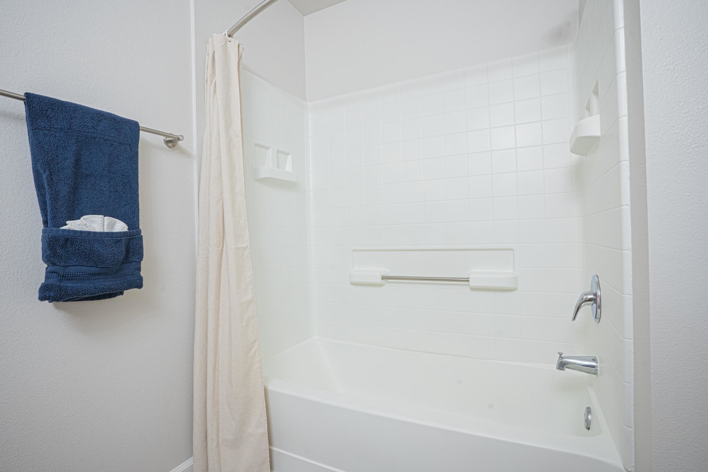 Austin Crest Apartments Image 16