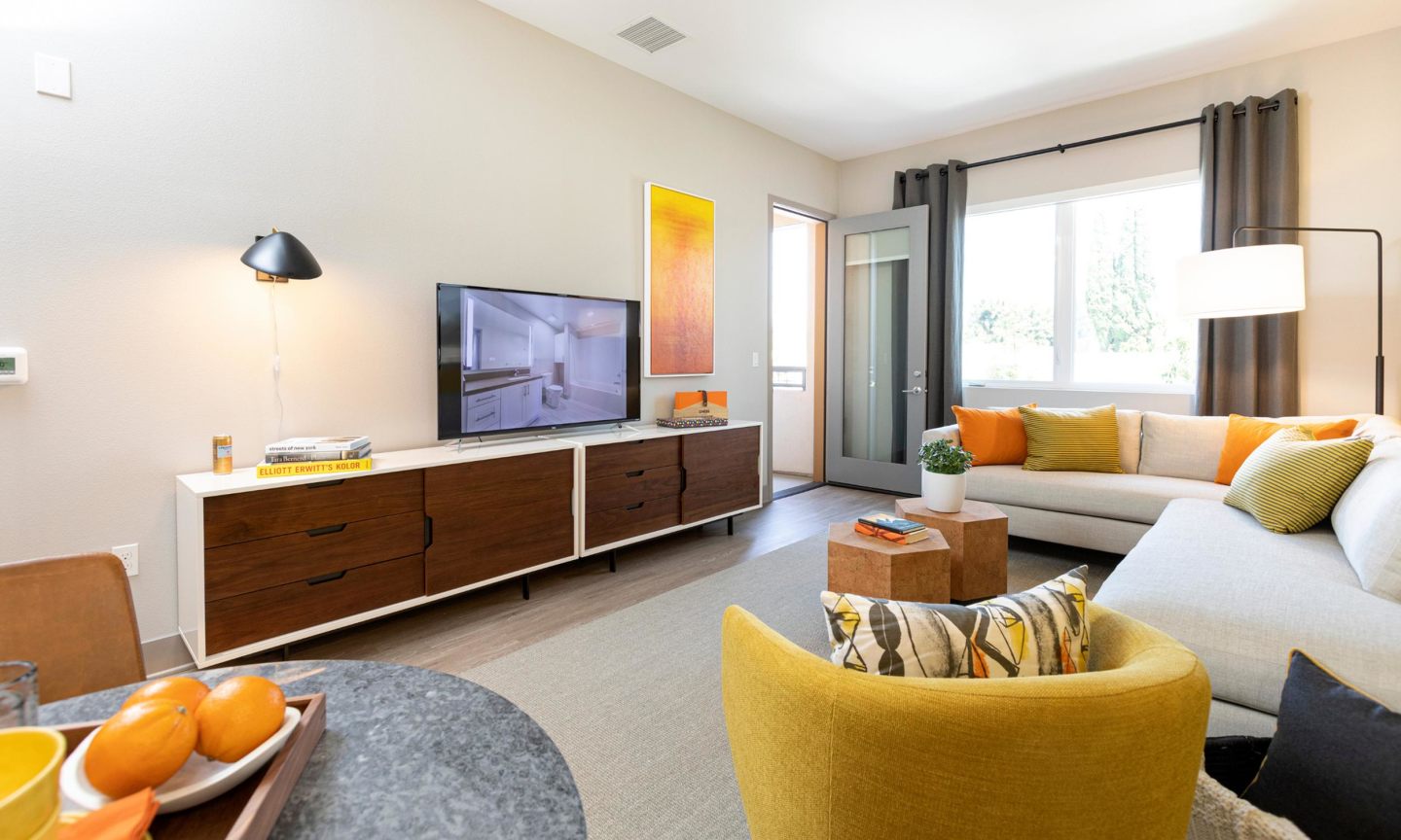 770 South Harbor Image 3