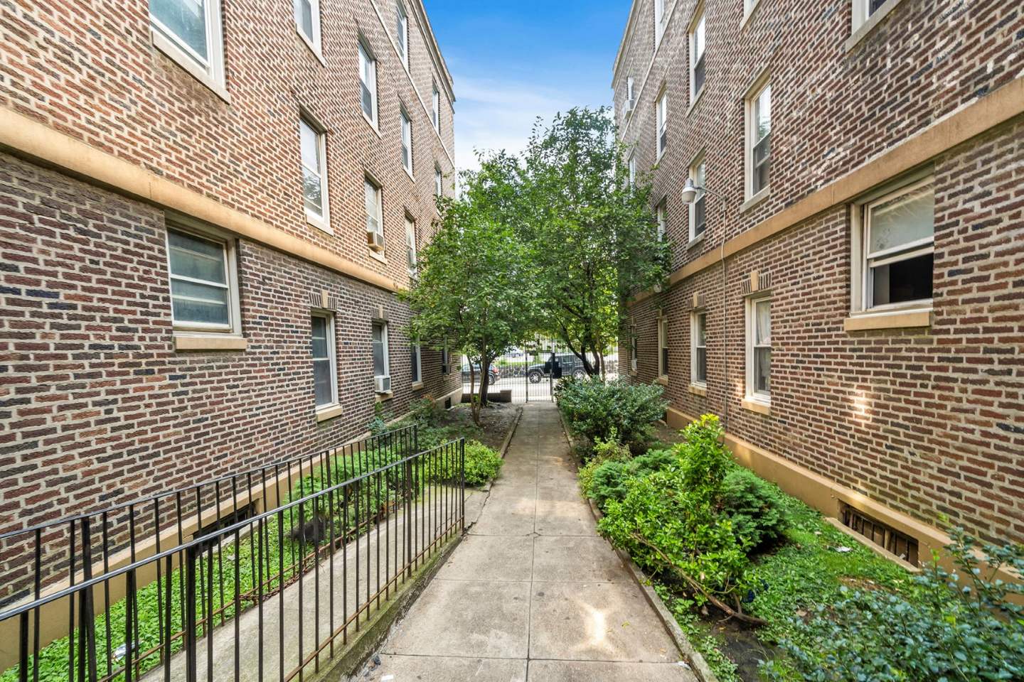 Avondale Apartments Image 1
