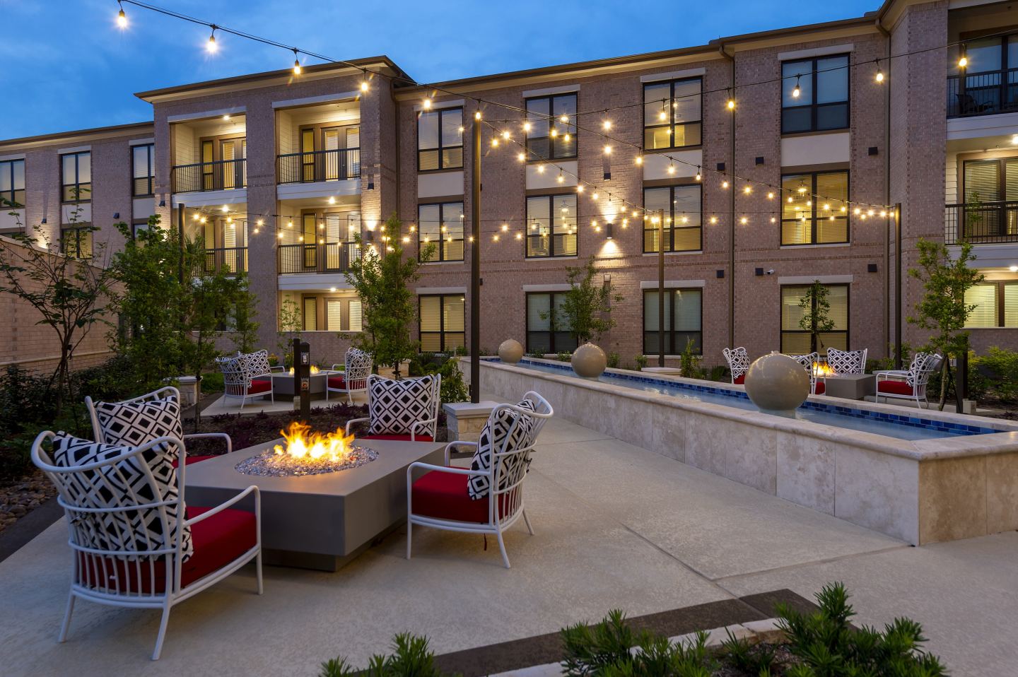 Imperial Oaks Square Image 21