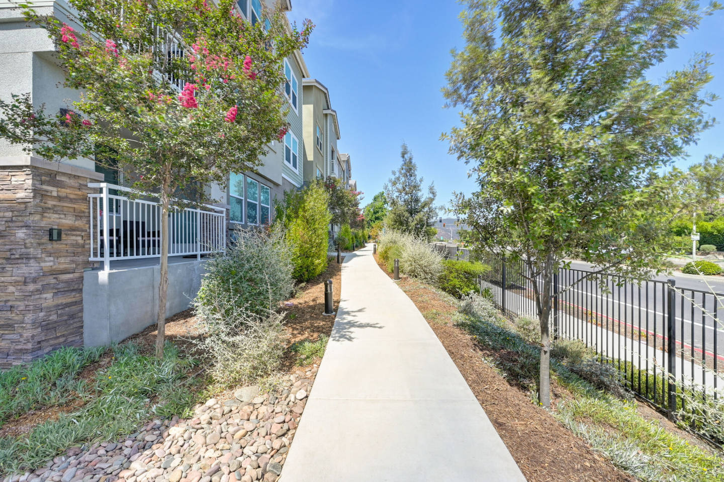 Vela Apartments Image 92