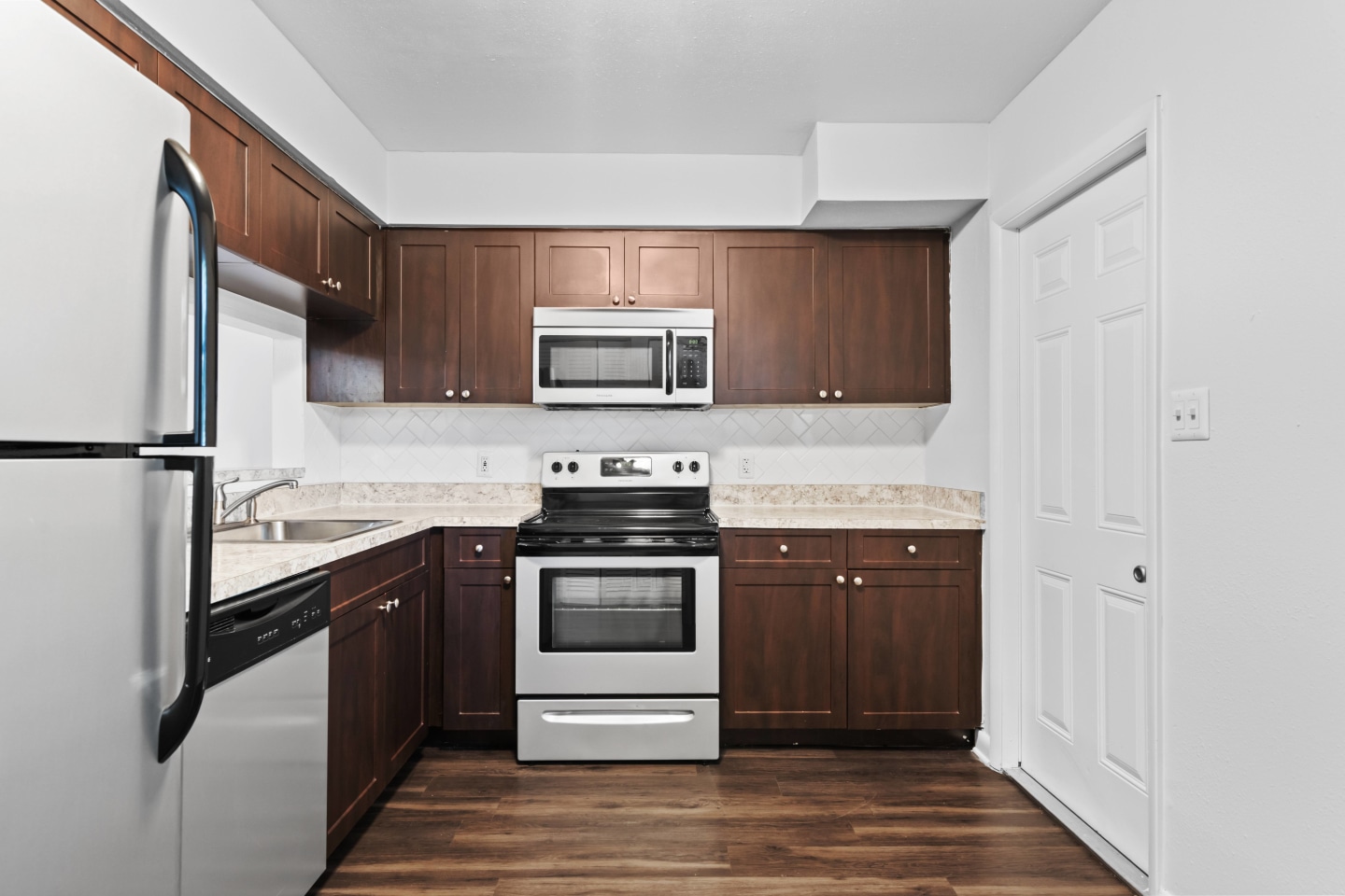 Island Villas Image 9