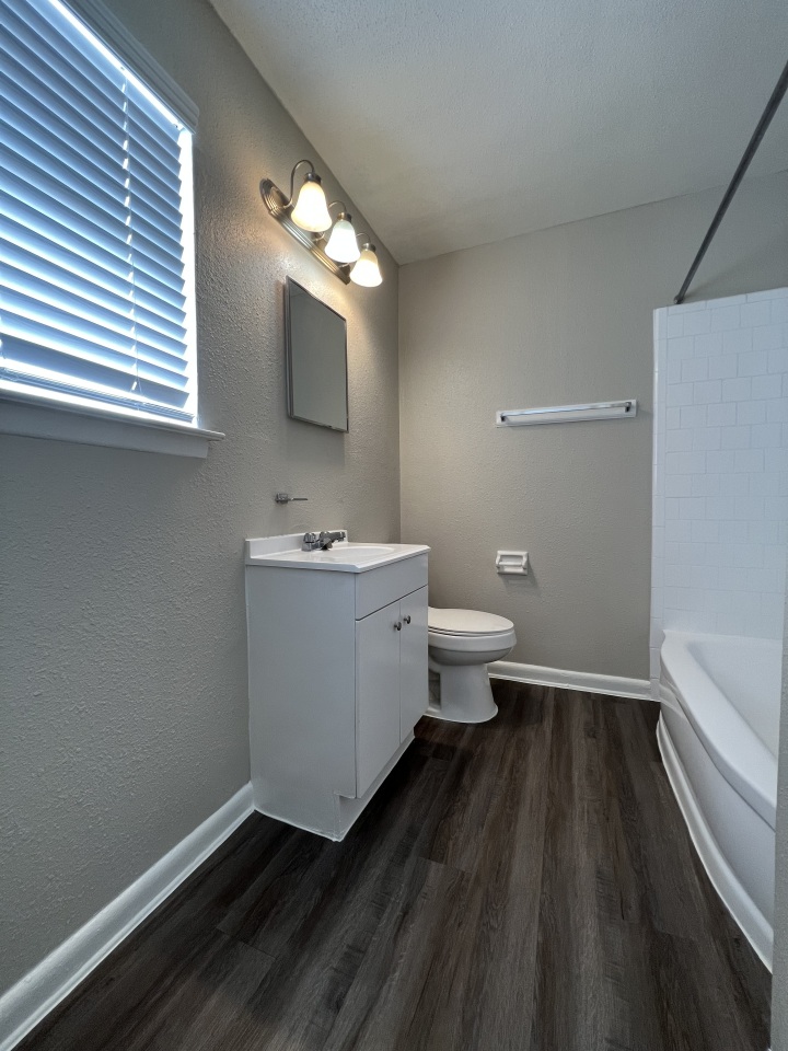 Fieldstone Apartments Image 1