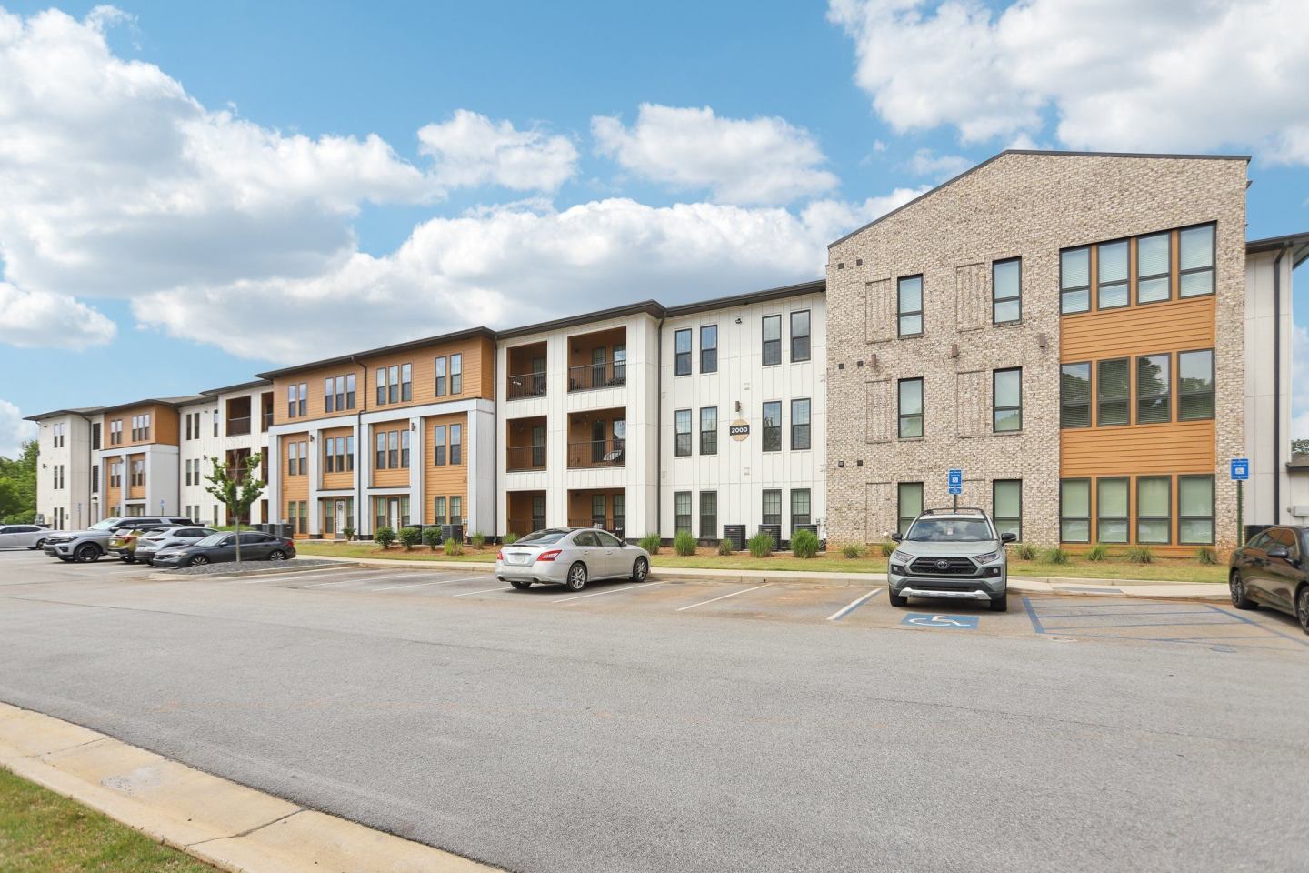 Station 75 Apartments at McDonough Image 3