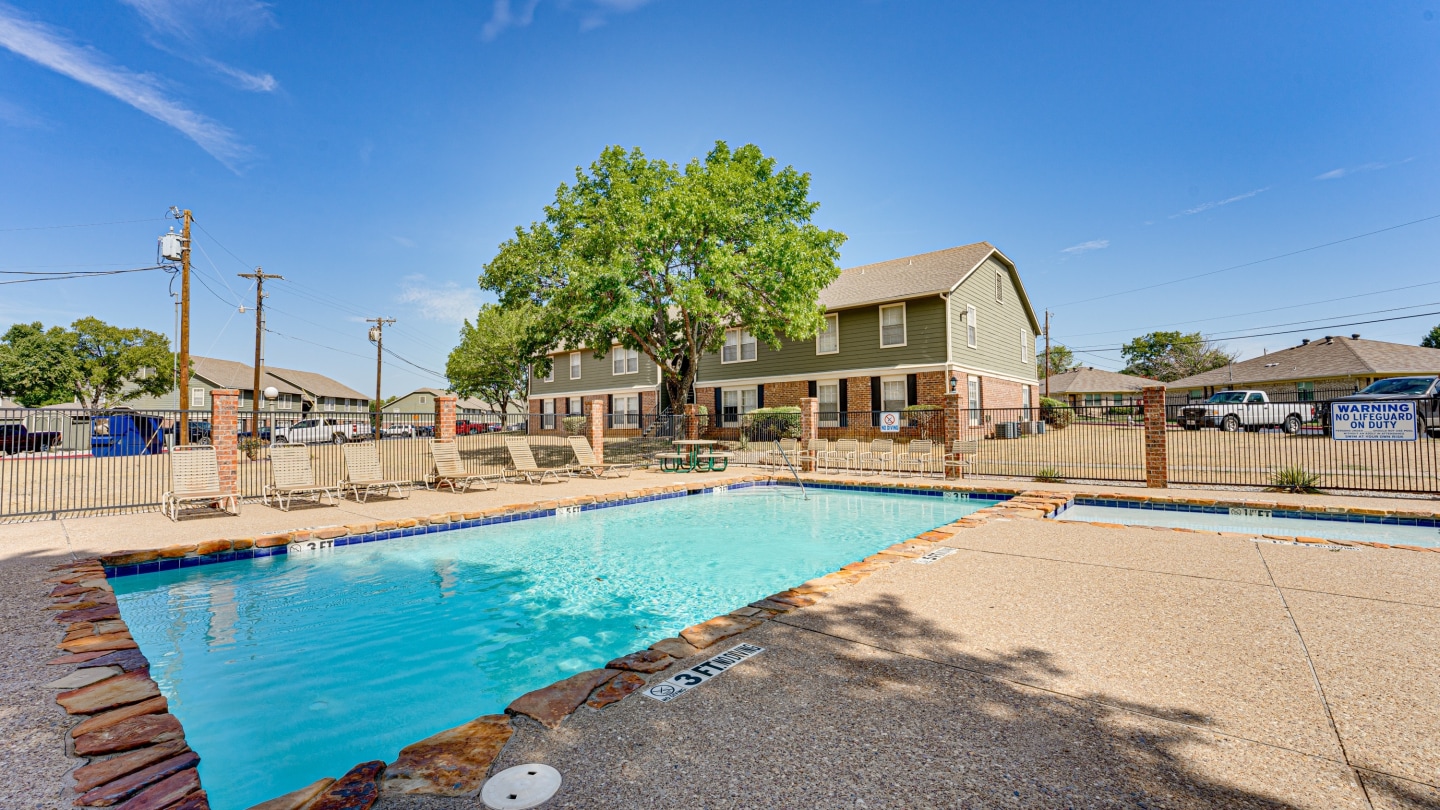 Arbors of Cleburne Image 18