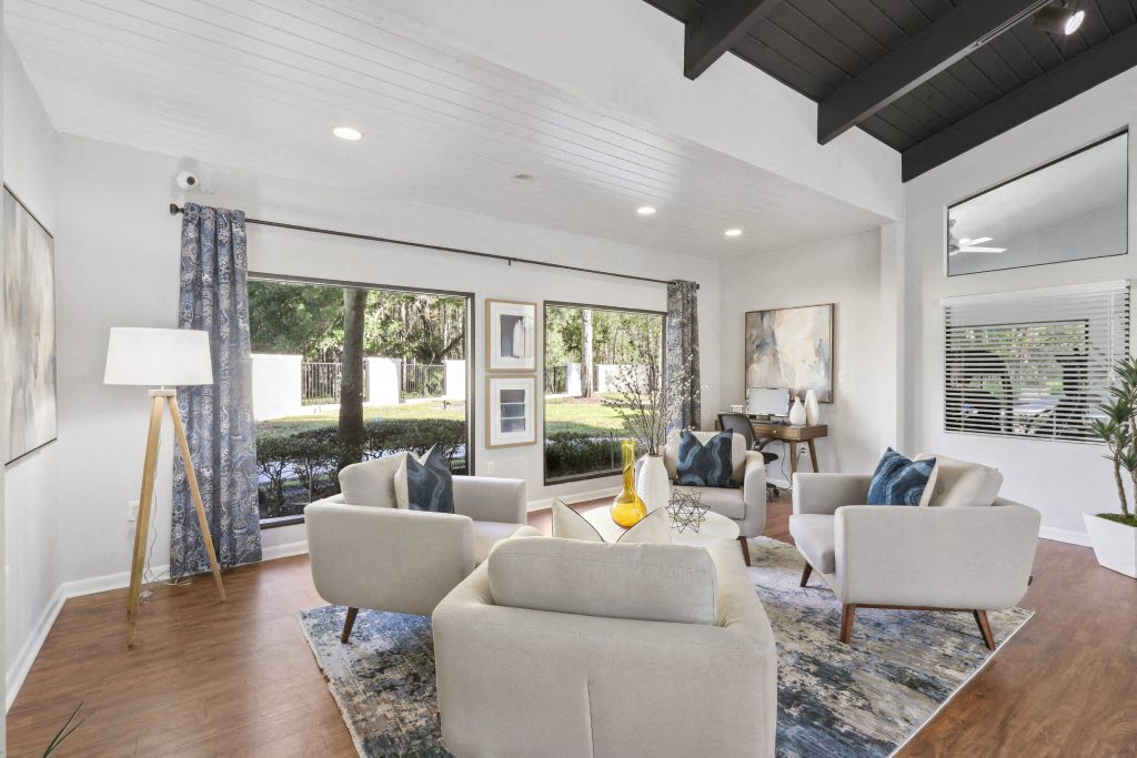 Pointe at Carrollwood Image 24