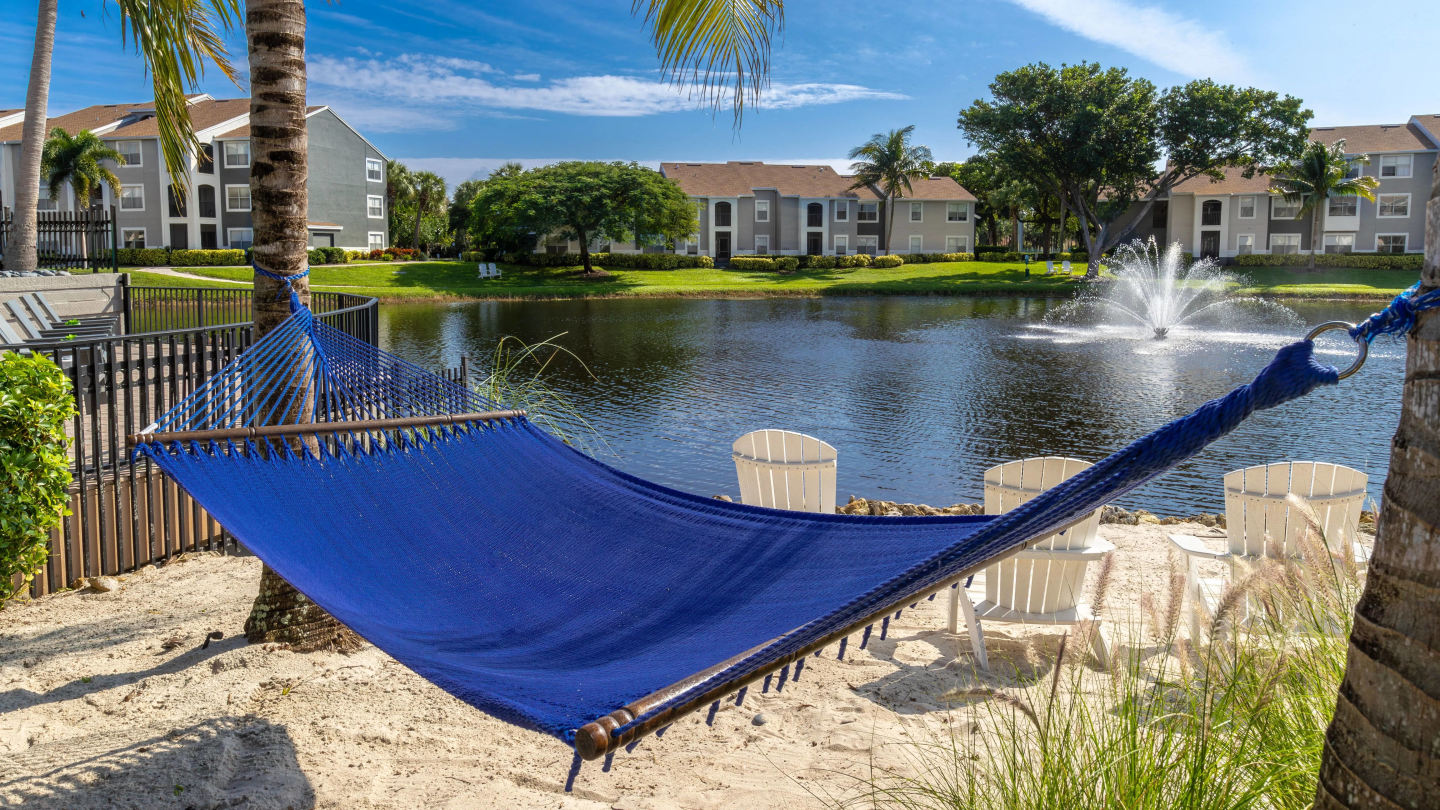 The View at Waters Edge Image 86
