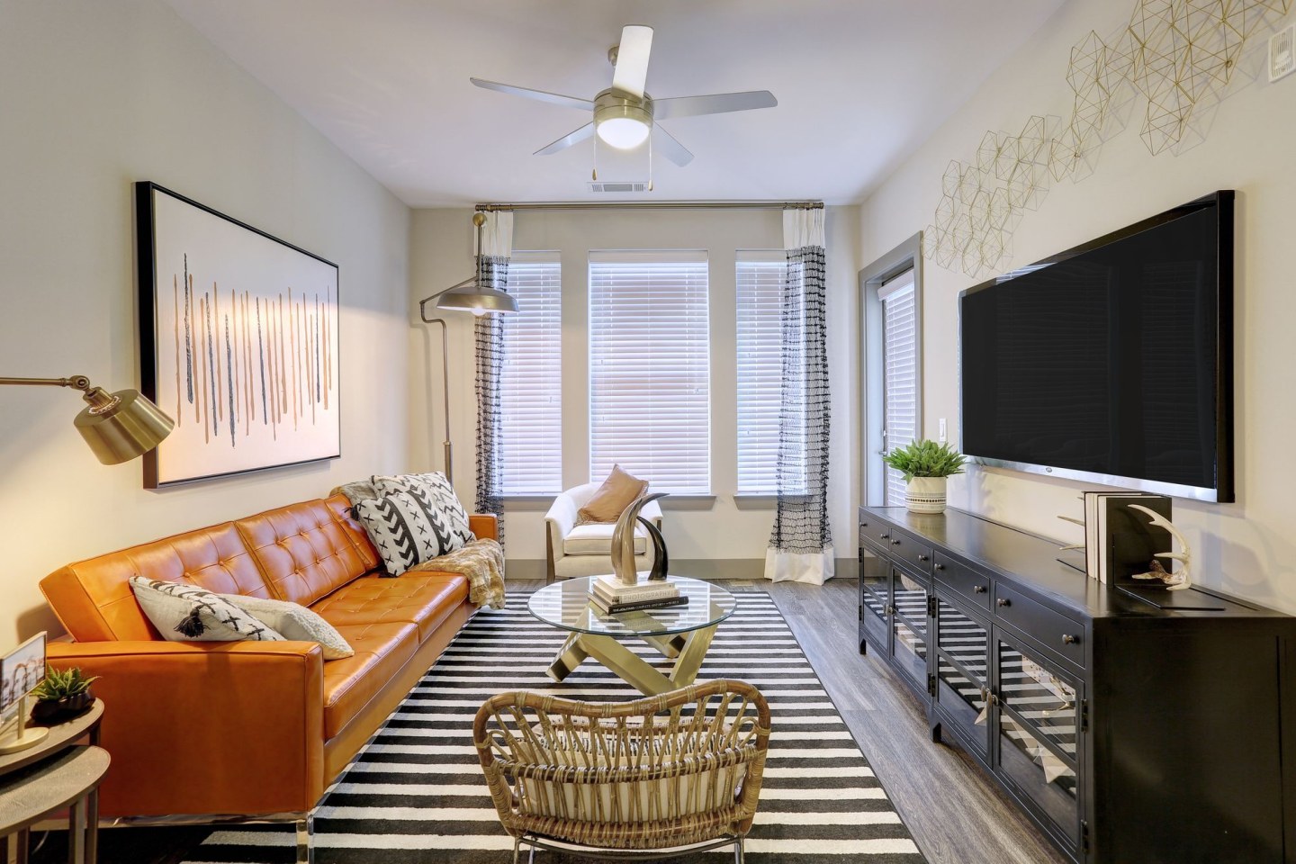 The Sawyer at One Bellevue Place Image 15