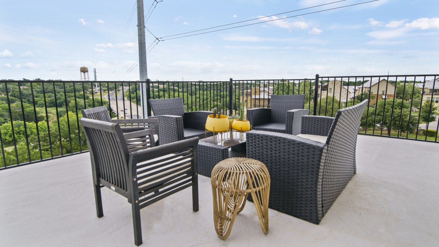 Summit Brownstones Townhomes Image 24