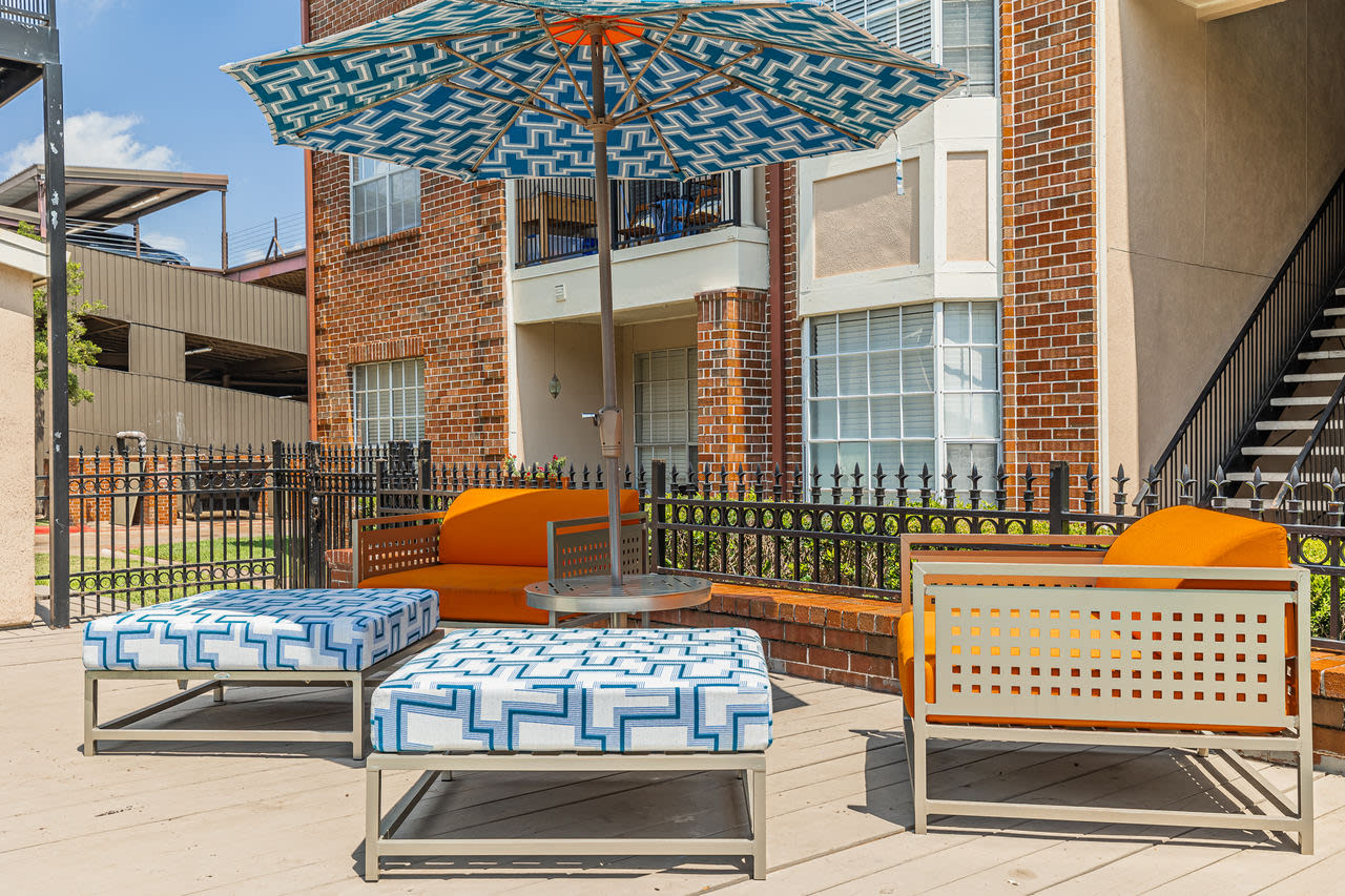 The Village at Bellaire Apartments Image 35