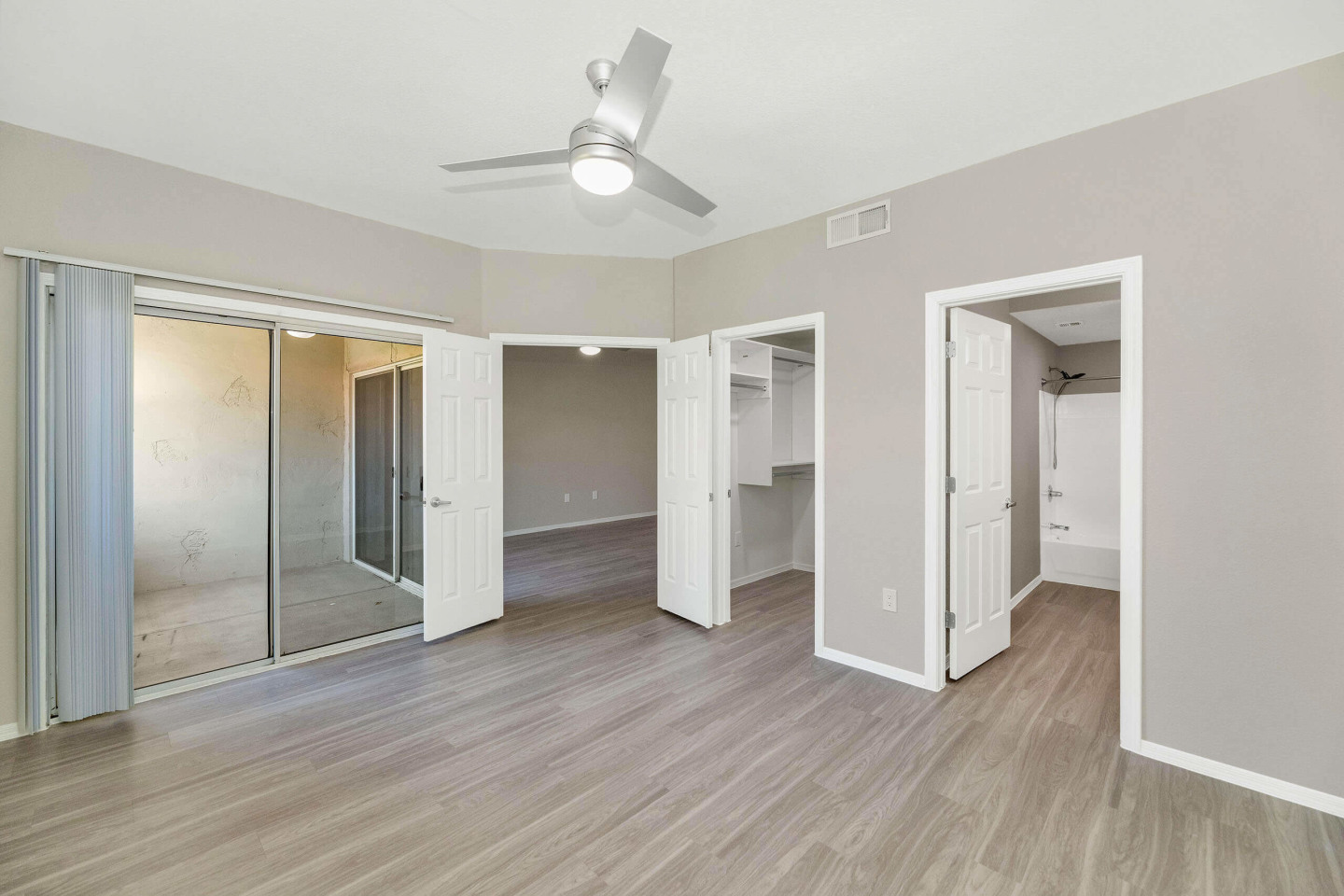 The Townhomes at Biltmore Image 15