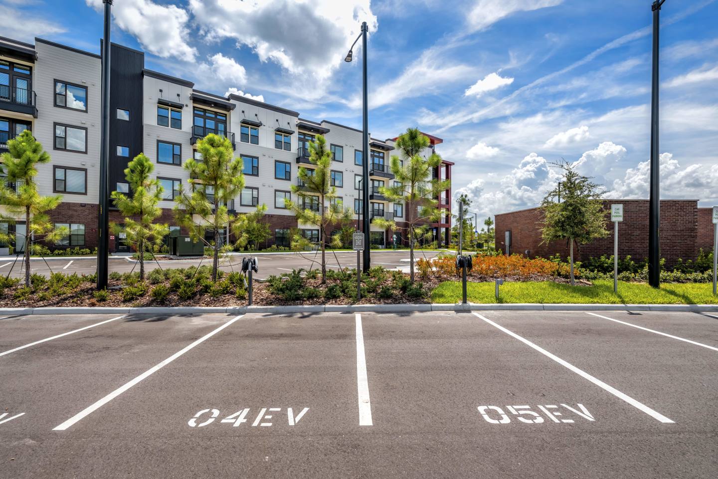 Parkway Crossings Image 18