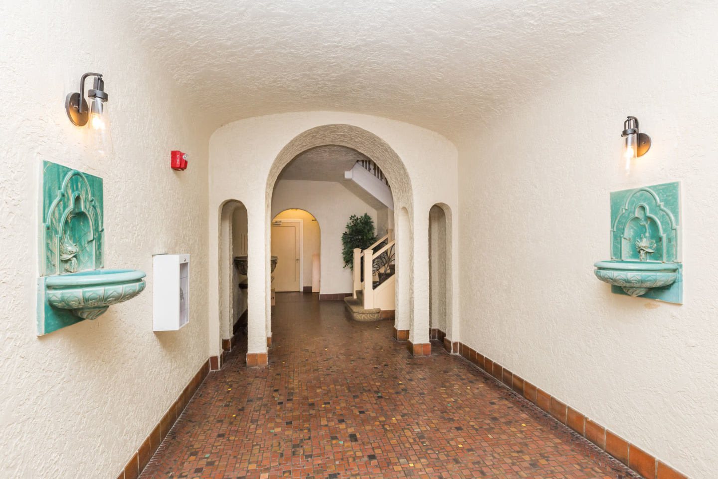 3560 DIVISADERO Image 15