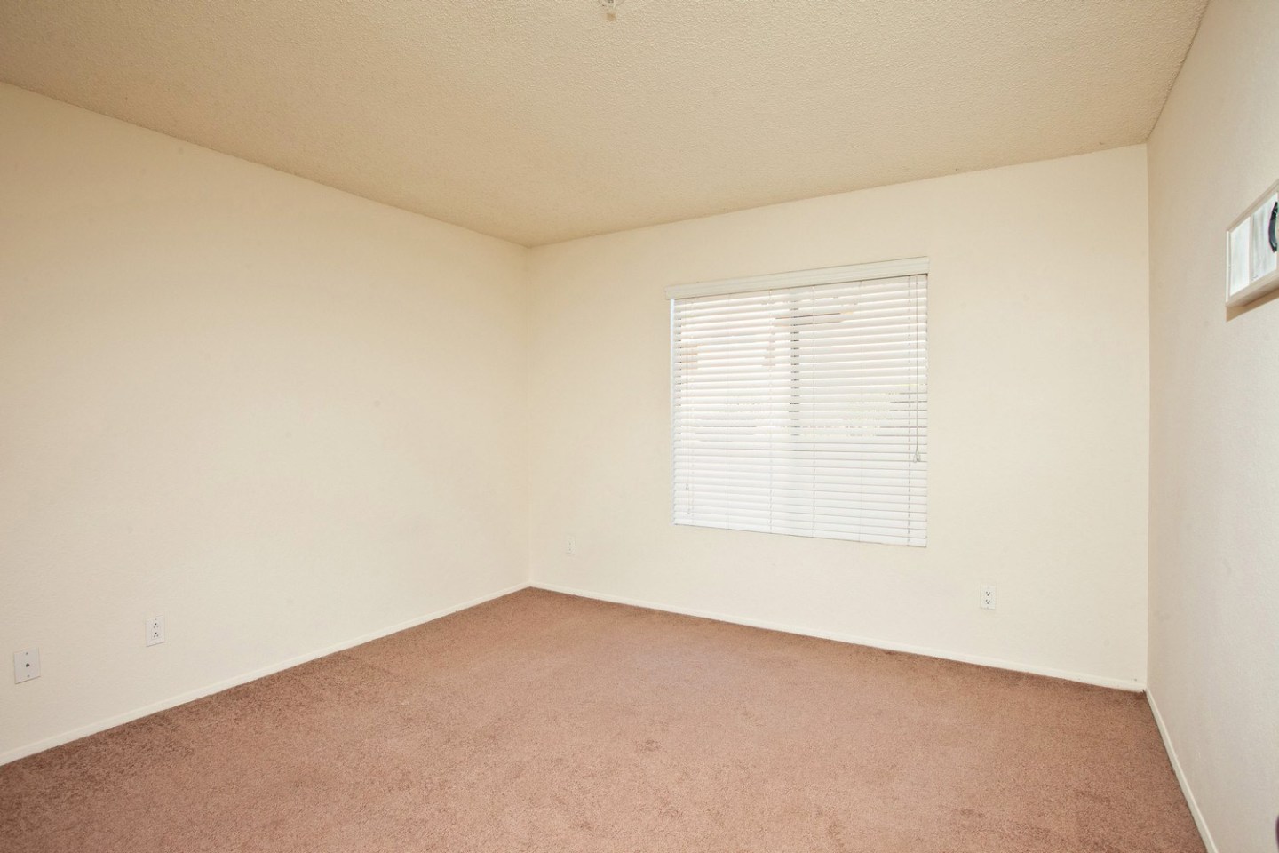 Vista Alta Apartment Homes Image 10