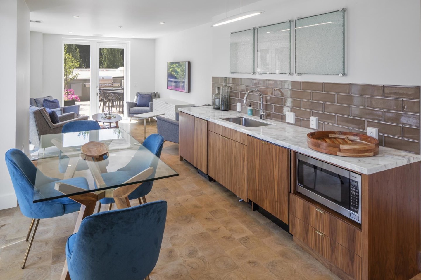 The Dianne Apartments Image 5