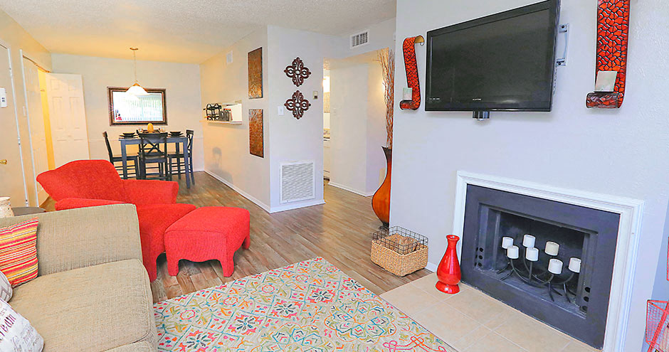 The Ashton Apartments Image 6