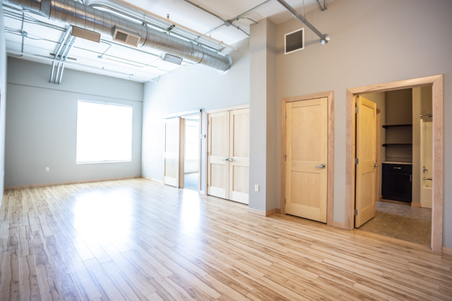 Uptown Exchange Lofts Image 31