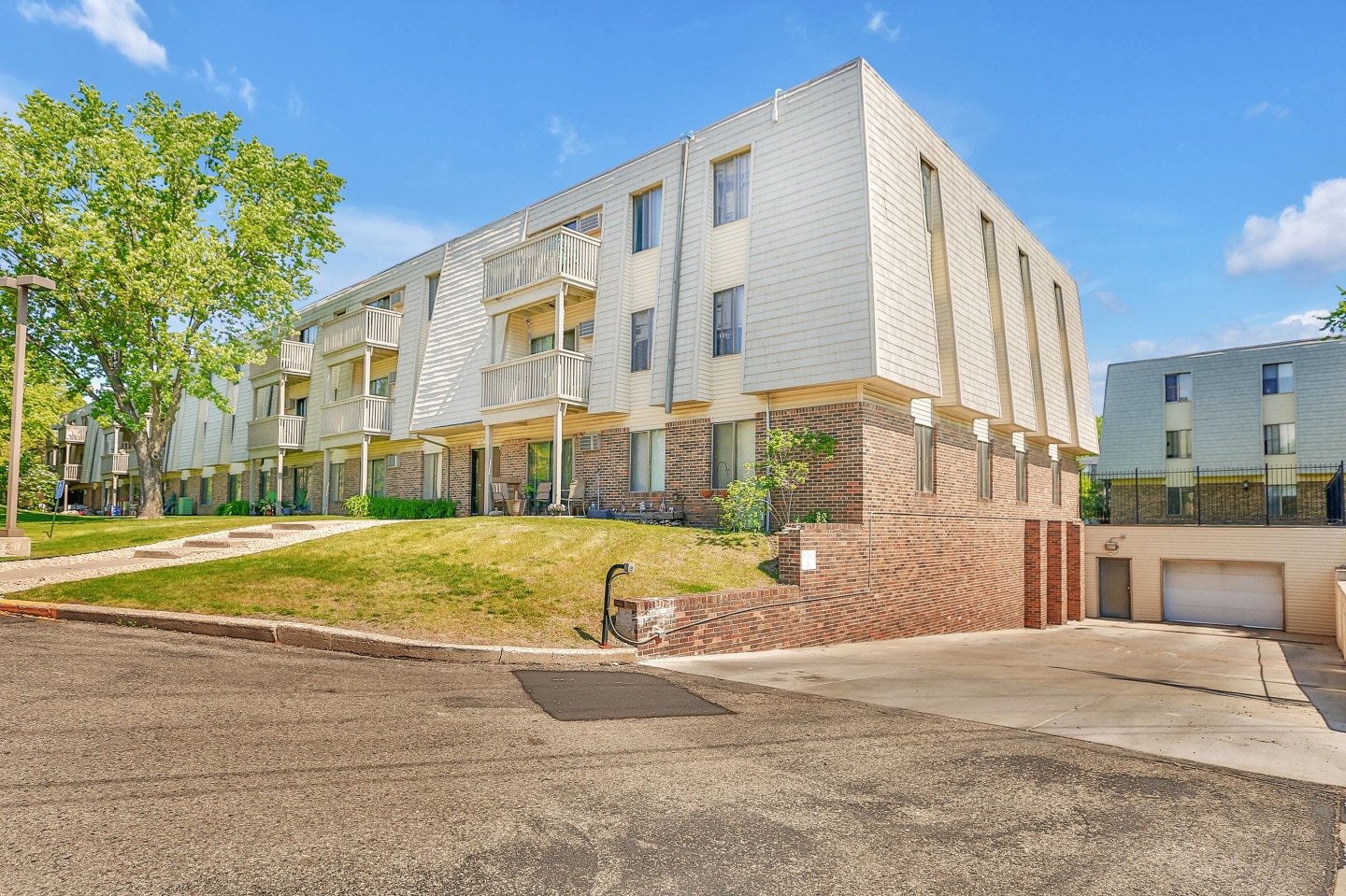 Eagle Pointe Image 23