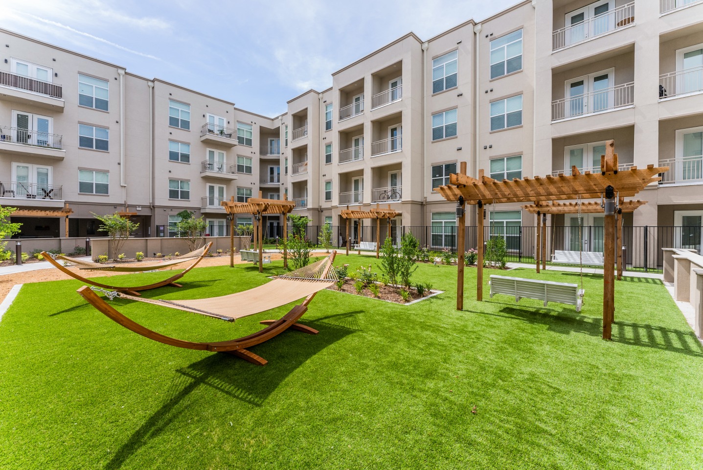 The Residences at 3000 Bardin Image 56