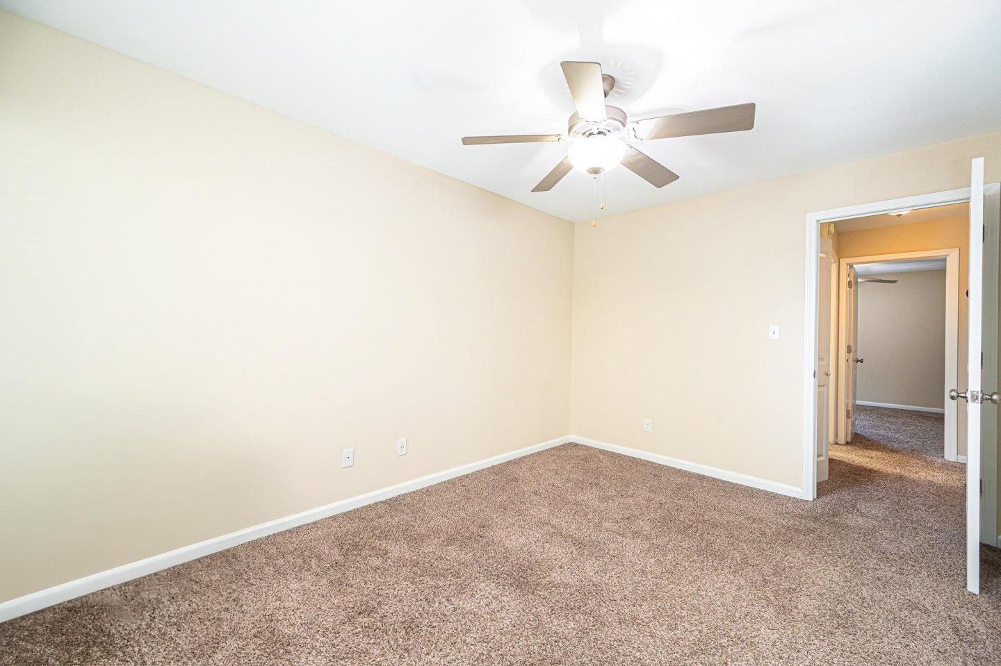 Sonnenblick Apartments Image 13