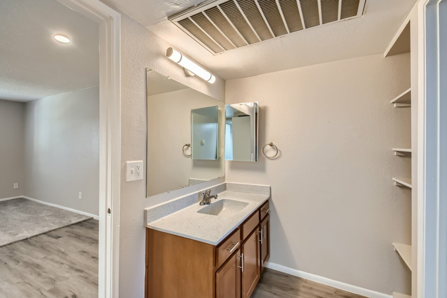 Rise Midtown Apartments Image 7