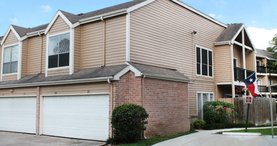 Woodlake Oaks Image 31