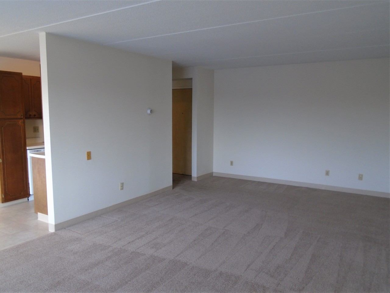 John Snell Apartments Image 13