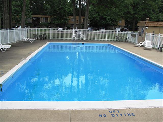 Trenton Place Apartments Image 4