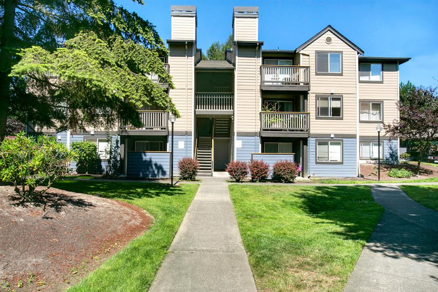 Plum Tree Park Apartments Image 16