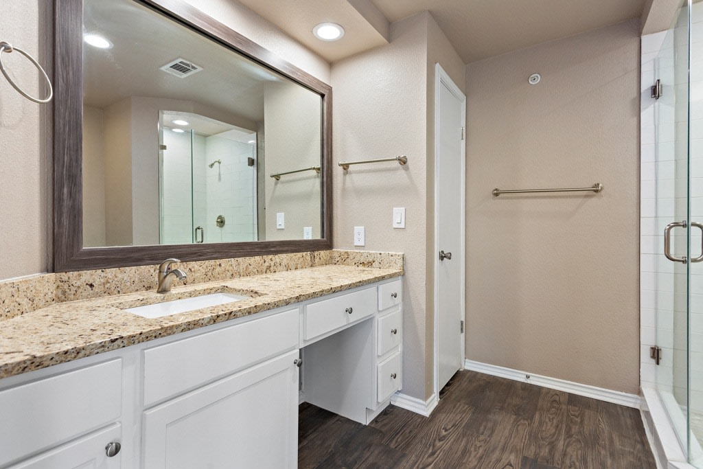 Waters Edge Apartment Homes Image 21