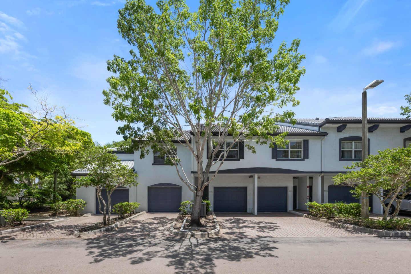 10X Weston Image 9