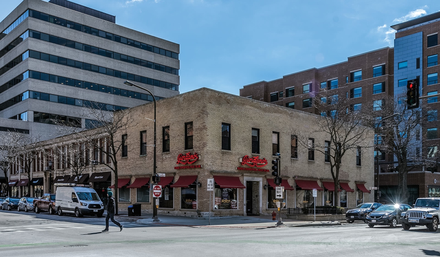 Evanston Place Apartments Image 32
